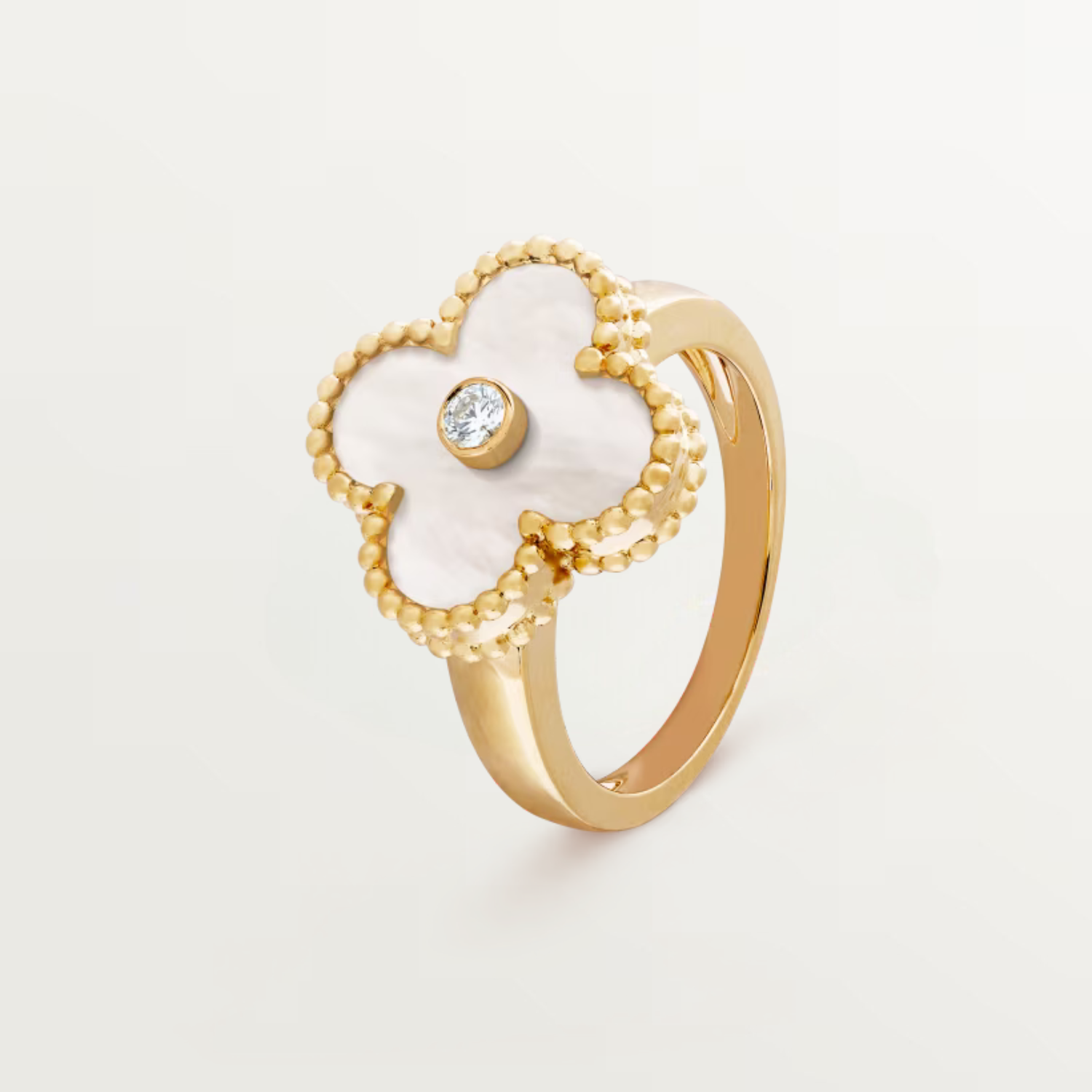 DIAMOND VINTAGE RING, MOTHER-OF-PEARL, YELLOW GOLD